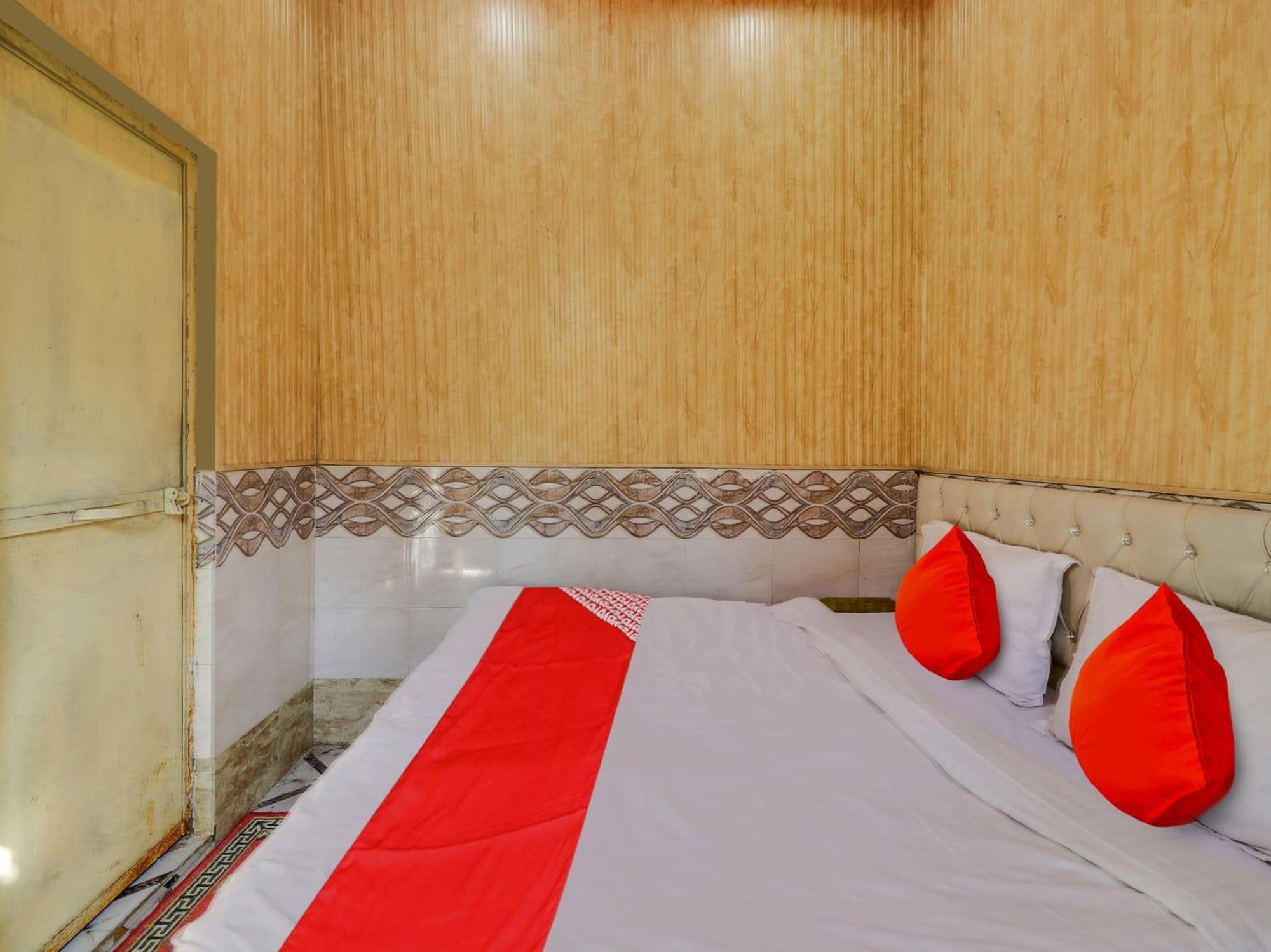 Hotel O Krishna Red Rose Guest House Bhīm Tāl Екстериор снимка